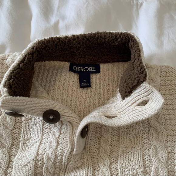 Beige Sweater - Picture 4 of 8